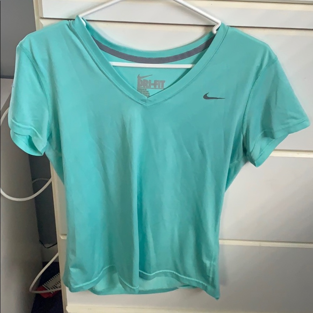 Nike tee shirt